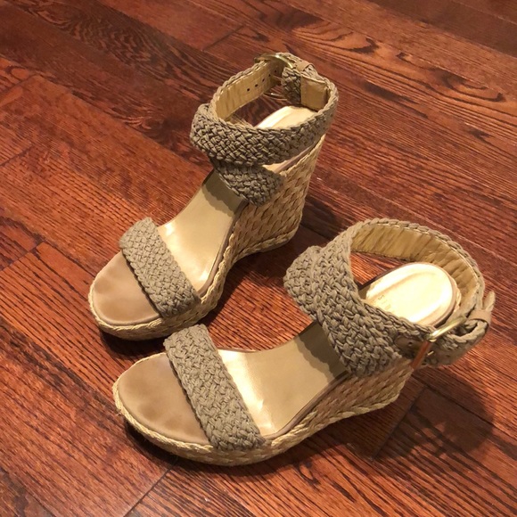 Stuart Weitzman Shoes - Stuart Weizman Alex Espadrilles size 8